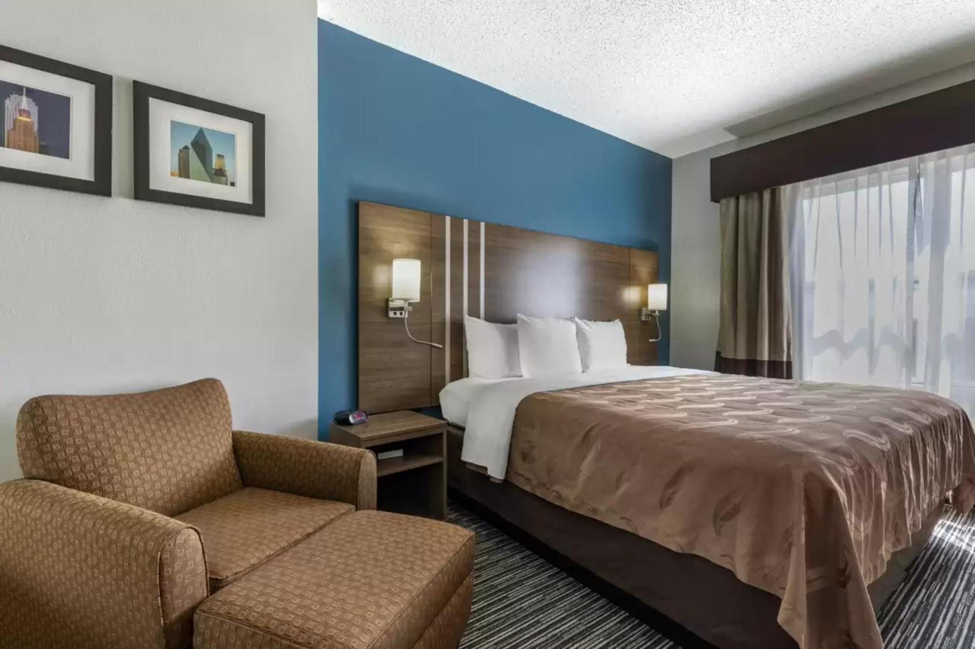 Quality Inn & Suites I-35 E-Walnut Hill Dallas Luaran gambar