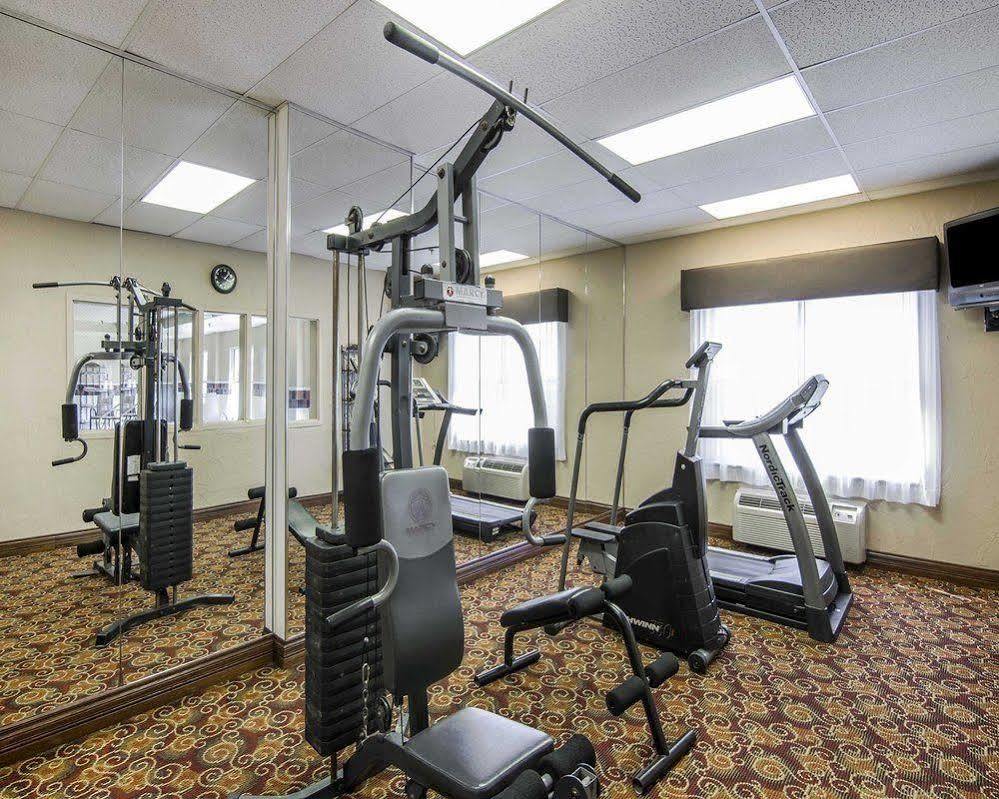 Quality Inn & Suites I-35 E-Walnut Hill Dallas Luaran gambar