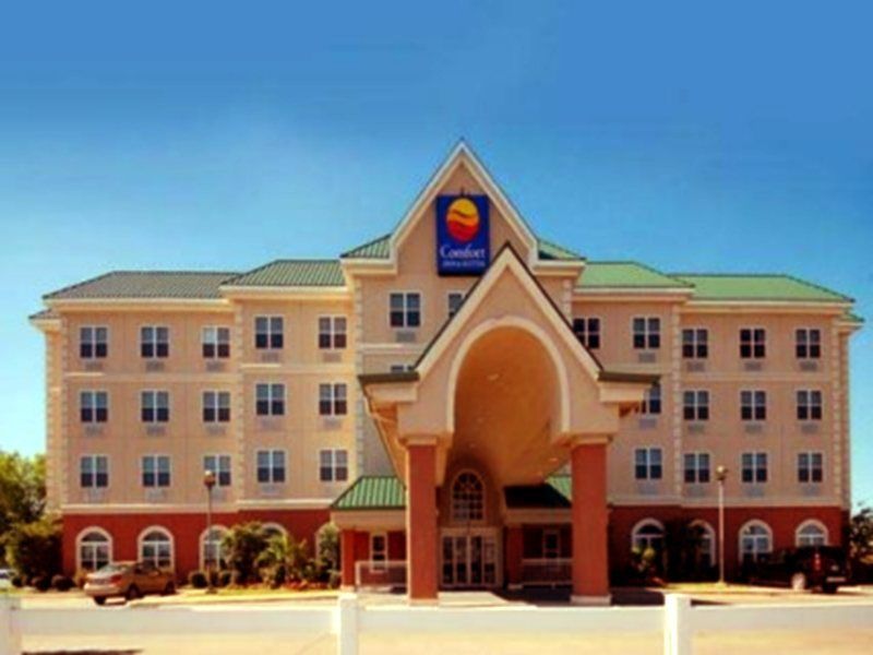 Quality Inn & Suites I-35 E-Walnut Hill Dallas Luaran gambar